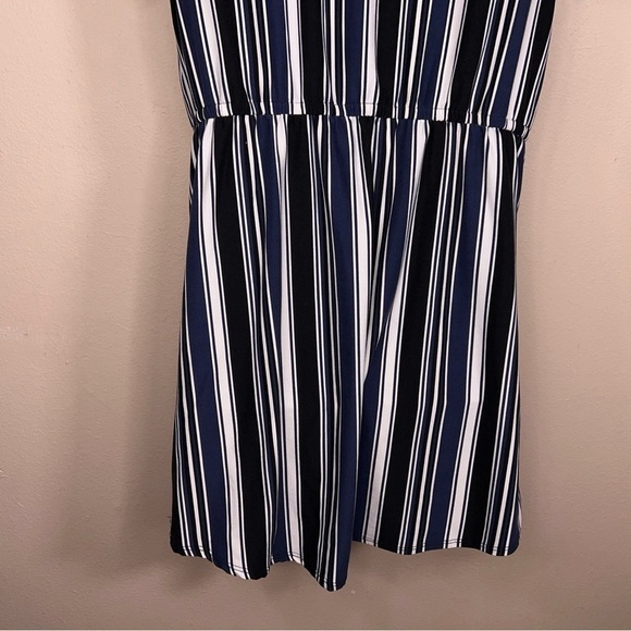 XL JUNIORS BLUE WHITE BLACK STRIPED DRESS SHORT SLEEVE STRETCH CASUAL - Picture 10 of 14